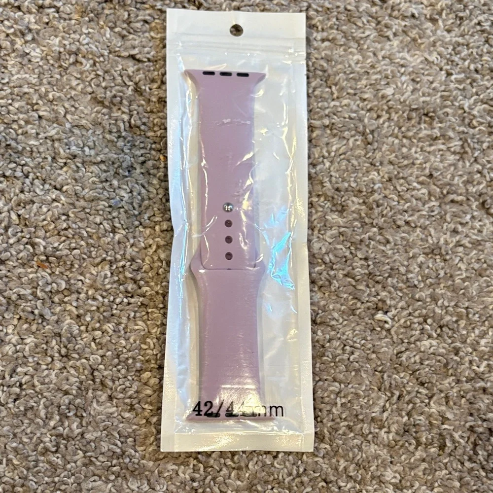 Replacement Silicone Watch Band - Light Purple (42/44mm)